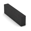 Rubberen bloktrede van rubbergranulaat von WARCO im Farbdesign Antraciet mit den Abmessungen 100 x 30 x 15 cm. Produktfoto von Artikel 7028 in der Aufsicht von schräg vorne.