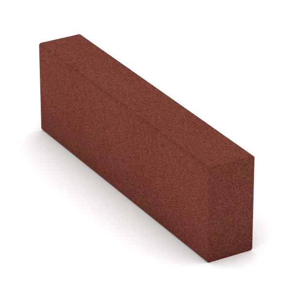 Rubberen bloktrede van rubbergranulaat von WARCO im Farbdesign Baksteenrood mit den Abmessungen 100 x 30 x 15 cm. Produktfoto von Artikel 7029 in der Aufsicht von schräg vorne.
