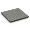 Valdempende EPDM-tegel – 120 cm von WARCO im Farbdesign Grijs graniet mit den Abmessungen 50 x 50 x 4 cm | 0,25 m². Produktfoto von Artikel 6423 in der Aufsicht von schräg vorne.