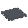 Rubber puzzeltegel fitness von WARCO im Farbdesign Leigrijs mit den Abmessungen 50 x 50 x 2 cm | 0,25 m². Produktfoto von Artikel 6986 in der Aufsicht von schräg vorne.