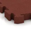 Detailaufnahme der Randausprägung von WARCO-Produkt 3187, Rubberen straattegels, Format 500 x 500 x 60 mm, Farbe Baksteenrood.