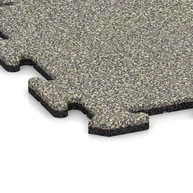 Detailaufnahme der Randausprägung von WARCO-Produkt 0126, Zwembadrandtegel, Format 500 x 500 x 18 mm, Farbe Lichtgrijs Graniet.