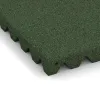 Detailaufnahme der Randausprägung von WARCO-Produkt 5556, Rubber speelplaatstegel 5 cm - EN 1177 ≤ 145 cm, Format 500 x 500 x 50 mm, Farbe Grasgroen.