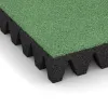 Detailaufnahme der Randausprägung von WARCO-Produkt 5607, Rubber speelplaatstegel 8 cm - EN 1177 ≤ 215 cm, Format 500 x 500 x 80 mm, Farbe Bleekgroen.