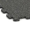 Detailaufnahme der Randausprägung von WARCO-Produkt 0958, Fitnessvloer Compact, Format 485 x 485 x 16 mm, Farbe Donkergrijs Graniet.