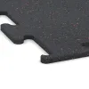 Detailaufnahme der Randausprägung von WARCO-Produkt 3757, Fitness Performance Elite Trainingsvloer, Format 1000 x 1000 x 15 mm, Farbe Licht Rood Gespikkeld.
