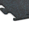 Detailaufnahme der Randausprägung von WARCO-Produkt 3770, Fitness Performance Elite Trainingsvloer, Format 50 x 50 x 1,5 cm | 0,25 m², Farbe Licht blauw gespikkeld.