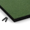 Detailaufnahme der Randausprägung von WARCO-Produkt 6261, Rubberen speelplaatstegel – 150 cm, Format 50 x 50 x 4,5 cm, Farbe Grasgroen.
