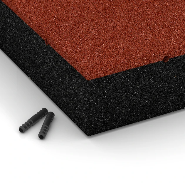 Detailaufnahme der Randausprägung von WARCO-Produkt 6278, Rubberen speelplaatstegel – 300 cm, Format 50 x 50 x 11 cm, Farbe Baksteenrood.