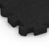 Detailaufnahme der Randausprägung von WARCO-Produkt 6980, Multisport sporttegel, Format 50 x 50 x 4 cm | 0,25 m², Farbe Antraciet.