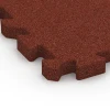 Detailaufnahme der Randausprägung von WARCO-Produkt 6994, Fitnesstegel, Format 50 x 50 x 4 cm | 0,25 m², Farbe Baksteenrood.