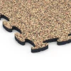 Detailaufnahme der Randausprägung von WARCO-Produkt 6862, Fitness Max vloersysteem, Format 44,6 x 44,6 x 1,8 cm, Farbe Terracotta.