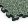 Detailaufnahme der Randausprägung von WARCO-Produkt 6879, Fitness Max vloersysteem, Format 44,6 x 44,6 × 2,8 cm, Farbe Engels gazon.