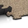 Großaufnahme vom Verbindungssystem von WARCO-Boden 0224 - Sportvloerplaat HD 1,8 cm im Farbdesign Travertin. Abmessungen 1000 x 1000 x 18 mm.