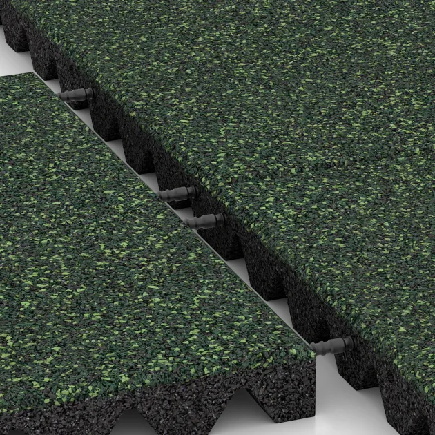 Großaufnahme vom Verbindungssystem von WARCO-Boden 5545 - Rubber speelplaatstegel 4,5 cm - EN 1177 ≤ 135 cm im Farbdesign Engels Gras. Abmessungen 500 x 500 x 45 mm.