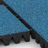 Großaufnahme vom Verbindungssystem von WARCO-Boden 5620 - Rubber speelplaatstegel 8 cm - EN 1177 ≤ 215 cm im Farbdesign Atlantisch. Abmessungen 500 x 500 x 80 mm.