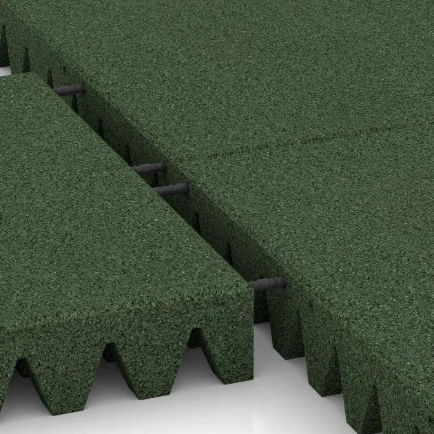 Großaufnahme vom Verbindungssystem von WARCO-Boden 0728 - Valtegel im Farbdesign Grasgroen. Abmessungen 500 x 500 x 80 mm.