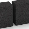 Großaufnahme vom Verbindungssystem von WARCO-Boden 7028 - Rubberen bloktrede van rubbergranulaat im Farbdesign Antraciet. Abmessungen 100 x 30 x 15 cm.