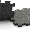 Großaufnahme vom Verbindungssystem von WARCO-Boden 3721 - Fitnessmat Premium 2 cm im Farbdesign Grijs Graniet. Abmessungen 306 x 306 x 20 mm.