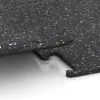 Großaufnahme vom Verbindungssystem von WARCO-Boden 3777 - Fitness Performance Elite Trainingsvloer im Farbdesign Licht Grijs Gespeckeld. Abmessungen 1000 x 1000 x 15 mm.