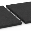 Großaufnahme vom Verbindungssystem von WARCO-Boden 6287 - Rubberen speelplaatstegels im Farbdesign Antraciet. Abmessungen 50 x 50 x 3 cm | 0,25 m².
