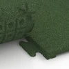 Großaufnahme vom Verbindungssystem von WARCO-Boden 7054 - Rubber terrastegel Linea im Farbdesign Grasgroen. Abmessungen 50 x 50 x 3 cm | 0,25 m².