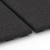 Großaufnahme vom Verbindungssystem von WARCO-Boden 6383 - Stallmatte Komfort im Farbdesign Antraciet. Abmessungen 100 x 100 x 4 cm.