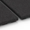 Großaufnahme vom Verbindungssystem von WARCO-Boden 6387 - Stalmat Luxe im Farbdesign Antraciet. Abmessungen 100 x 100 x 4,5 cm | 1,00 m².