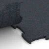 Großaufnahme vom Verbindungssystem von WARCO-Boden 6962 - Fitness Premium sportvloer im Farbdesign Antraciet. Abmessungen 99 x 99 x 1,8 cm.