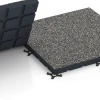Großaufnahme vom Verbindungssystem von WARCO-Boden 7141 - Fitnessvloer voor buiten im Farbdesign Donkergrijs graniet. Abmessungen 60 x 60 x 4 cm | 0,36 m².