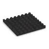 Aufsicht auf die Unterseite, also die Bodenseite von WARCO-Formteil 5542 - Rubber speelplaatstegel 4,5 cm - EN 1177 ≤ 135 cm im Format 500 x 500 x 45 mm.