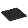 Aufsicht auf die Unterseite, also die Bodenseite von WARCO-Formteil 6136 - Rubberen speelplaatstegel – 170 cm im Format 50 x 50 x 4,8 cm.