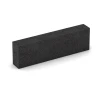Foto der hinteren Seite vom unsymmetrischen WARCO-Formteil 7028: Rubberen bloktrede van rubbergranulaat, Design Antraciet, Maße 100 x 30 x 15 cm.